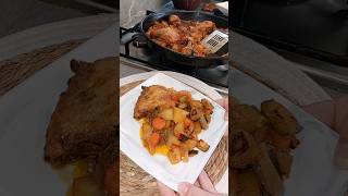 Perime me mish pule ne furrë 🤗 homemade food cooking delicious gatimeshqiptare recipe albania [upl. by Nwatna87]