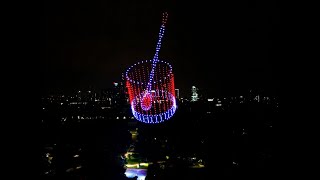 Show di droni su Milano Campari tinge di rosso il cielo meneghino [upl. by Rosenberg]