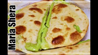 Cheese Spinach Calzone Healthy calzone recipe Spinach calzone afghan recipe [upl. by Novaelc]