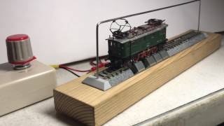 RailStand N gauge roller test stand [upl. by Noletta]