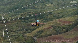 La plus longue tyrolienne de lîle Maurice [upl. by Ellecrag]