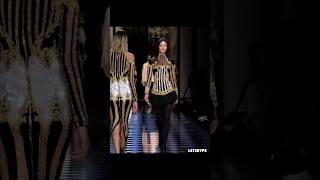 rosiehuntingtonwhiteley walking for balmain Fashion show runway fashion model fashionweek [upl. by Wina]