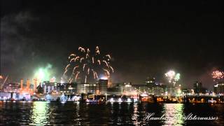 Silvester in Hamburg an den der Elbe mit Blick auf Hamburg 2016 [upl. by Wanfried]