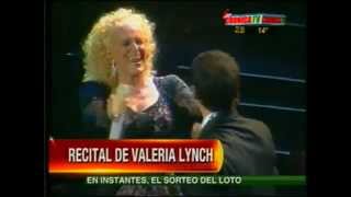 Te llamé Valeria Lynch y Emi Kurtz en el Gran Rex por Crónica Tv [upl. by Lomaj672]