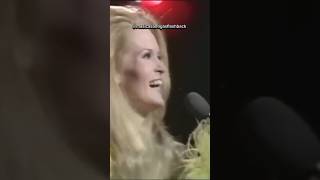 Lynn Anderson  Rose Garden 1970 sound rosegarden roseg musicasinternacionaisantigas anos70 [upl. by Canica513]