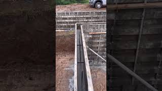 yard wall pour today concrete concreteconstruction foundation proconcrete standupscreed [upl. by Retlaw]