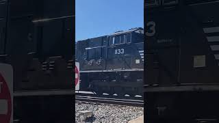 Norfolk southern moving north at Glendale csxtransportation railroad railway csx [upl. by Suired]