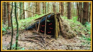 Bushcraft Camp S02E09 2 Jahre Grubenhaus  Lagerbau Outdoor Shelter [upl. by Josephson]