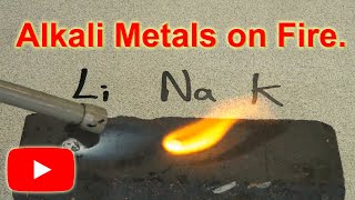 Alkali Metals and Oxygen See what happens when I burn alkali metals such as lithium and sodium [upl. by Ennaesor244]