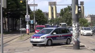 Wega Sektorenwagen Polizei Wien Gutes Ausweichmanöver [upl. by Anneiv]