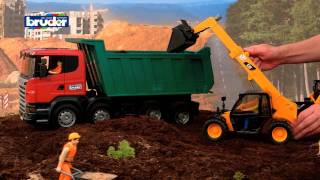 Bruder Toys CAT Telehandler 02142 [upl. by Caras]