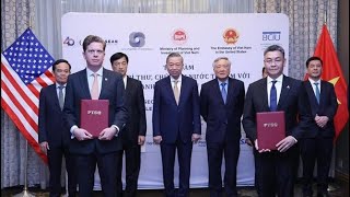 Vietnam US sign multiple cooperation agreements in technology and energy [upl. by Dino271]