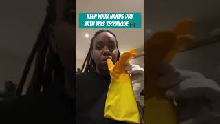 How to keep your dyshidroticeczema dry and protected around the house 🏠 🛁 🚿 eczema handeczema [upl. by Malsi]