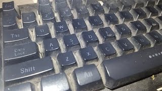 how to clean mechanical keyboard at home [upl. by Oilasor]