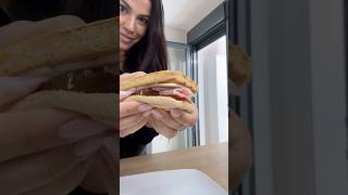 Pan de atún y huevo sin harina sin gluten alto en proteínas en 3 minutos al microondas [upl. by Joella]