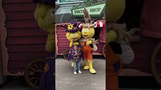 Maya amp Willy Plopsaofficial plopsaland character themeparkview [upl. by Adnawaj493]