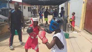 Street Boxing Sparring Kahlid Vs Daniel [upl. by Magulac]