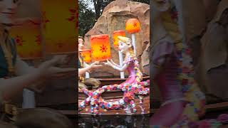 Tangled Shanghai Disneyland Voyage to The Crystal Grotto [upl. by Seessel]