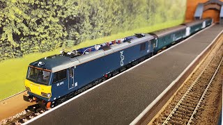 Accurascale Class 92 92010 Caledonian Sleeper livery review [upl. by Ttelrats]