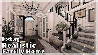 BLOXBURG Realistic 2Story Family Home Speedbuild  Roblox House build [upl. by Pardo282]