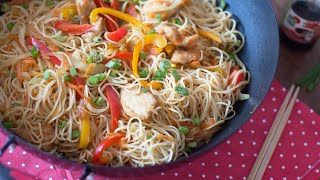 Recette asiatique très rapide  Nouilles sautés aux légumes [upl. by Boote638]