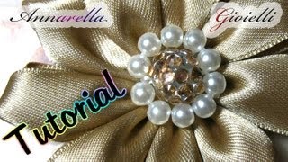 Tutorial  Fiore centrale con perle per kanzashi  beads flower [upl. by Mayram]