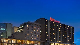 Review ibis Paris 17 ClichyBatignolles [upl. by Ellord]