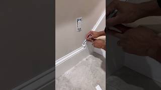 Molding transition Easy trick to find the angle 👉 Gpr3Carpentry🔨 viralvideo carpentry tips [upl. by Tymothy211]