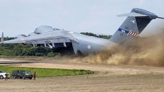 Gigantic US C17 Performs Extreme Short Landing on Dusty Desert Runway [upl. by Elatnahs]