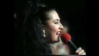 Ceca  Popij me kao lek  LIVE  Folk Maraton 101  TV RTS 1994 [upl. by Anaujahs608]