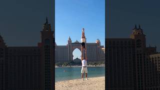 Стойка на руках Эквилибр Акробатика simonoffamily эквилибр acrobatics handstand [upl. by Suilmann514]