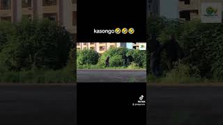 Waliamua kutoka mbio hawa🤣🤣🤣 prank comedy funnytrynottolaughchallange prankster ghost kasongo [upl. by Noreh]