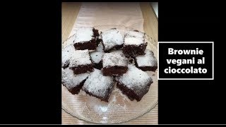 Brownie vegani al cioccolato [upl. by Admana]