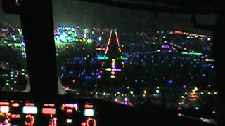 ATERRIZANDO EN LA CIUDAD DE MEXICO DE NOCHE PISTA MOJADA [upl. by Allyn]