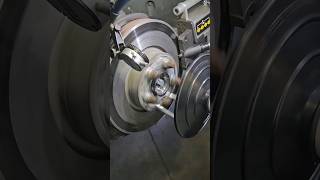 Scheibenbremse vorne repair brakedisc lathe car automobile [upl. by Modestine51]