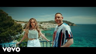 Rocco Hunt Ana Mena  Un bacio allimprovviso Official Video [upl. by Platas]