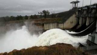 Wivenhoe Dam Gate Opening 2010 [upl. by Easter368]