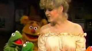 Muppets  Bernadette Peters  Believe in you [upl. by Nosnah178]