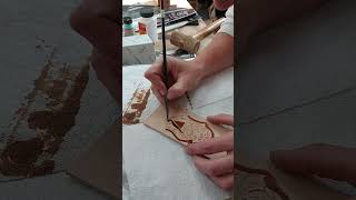 Dyeing Leather with a Paintbrush leatherdye paintbrushes [upl. by Eckblad]