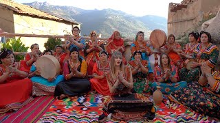 Ferroudja  Assa Tamaghra  Urar n lxalath  Chant Traditionnel Kabyle [upl. by Nnylanna129]