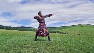 MONGOLIAN TRADITIONAL DANCE Toohuu negen gos [upl. by Caraviello]