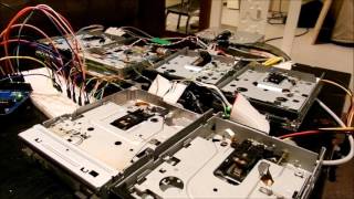 Moppy  Musical Floppy Disk Drives  Sammy1Am  Austin Powers Theme Song [upl. by Eisnyl]