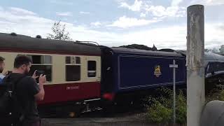 GWR Class 150 150261 and Sir Nigel Greasley 60007 at Newton Abbot [upl. by Hartfield]