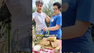 Perché il nostro pane cunzatu è così buono [upl. by Naivat846]