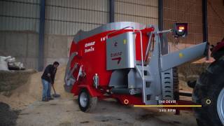 TINAZ  6m³ Dikey Yem Karma ve Dağıtma Makinesi  6m³ Vertical Feed Mixer Wagon [upl. by Shreve]