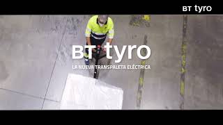 BT Tyro  Transpaleta eléctrica con ruedas estabilizadoras para el transporte horizontal de cargas [upl. by Pastelki]