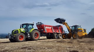 Épandage de Compost 2018  Claas Axion 840 et Perard Optium CL200T [upl. by Sheena]