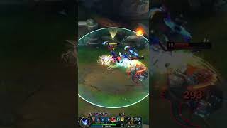 DRAVEN 1V3 in EUW Grandmasters leagueoflegends draven leaguetiktok riotgames outplay eowide [upl. by Vernier]