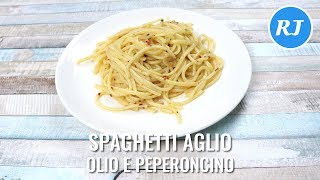 How To Make Spaghetti Aglio E Olio [upl. by Mutat]