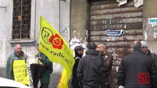 Napoli  I Radicali protestano a Poggioreale 070313 [upl. by Yekciv]